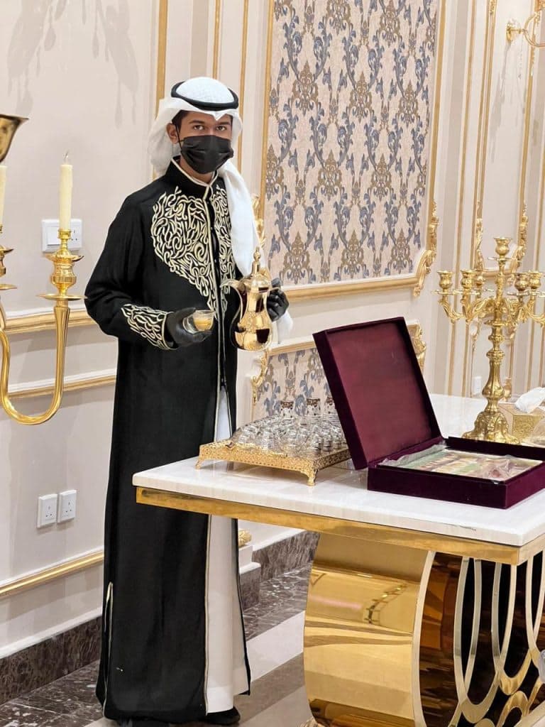 قهوجيين الرياض - خدمات القهوة العربية والضيافة الفاخرة في الرياض